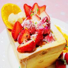 草莓蜜糖吐司蛋糕烘焙技术配方 蛋糕的做法