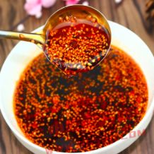 万能辣椒油的做法和配方教程视频，做出来的辣椒油又辣又香